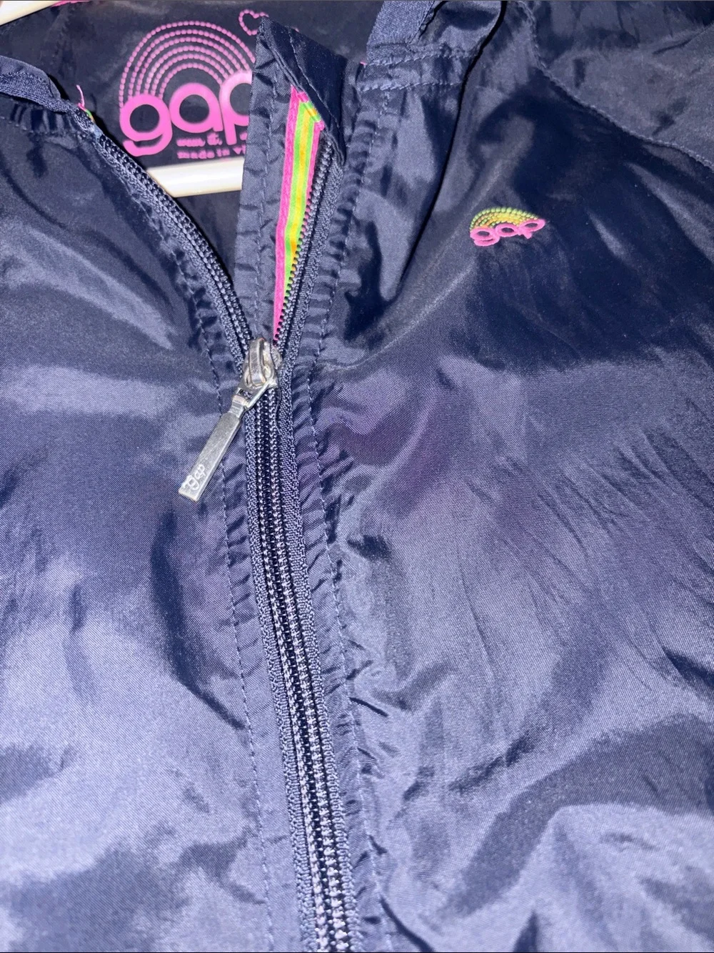 GAP Girls Navy lightweight wind breaker Hooded Rain Jacket with Pink Logo Accent